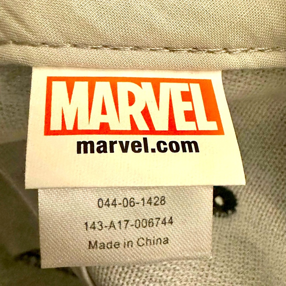 Marvel Hat - Picture 3 of 4